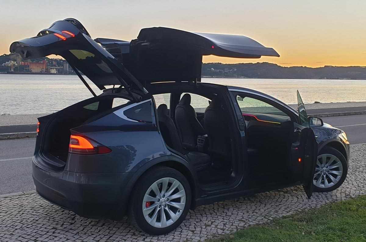 tesla-model-x-long-range-2020-eletrico