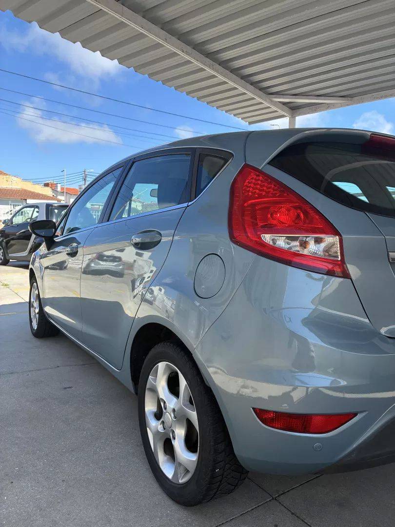 ford-fiesta-2009-gasolina-1242cc