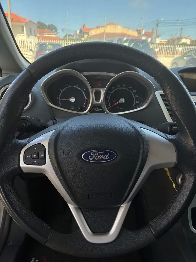 ford-fiesta-2009-gasolina-1242cc