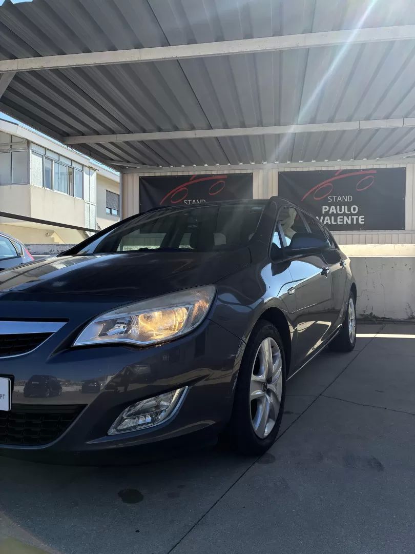opel-astra-2011-diesel-1686cc