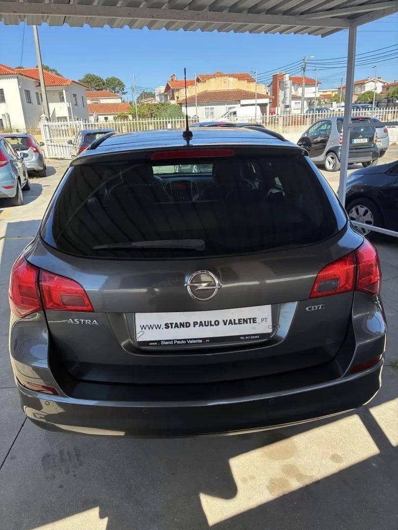 opel-astra-2011-diesel-1686cc