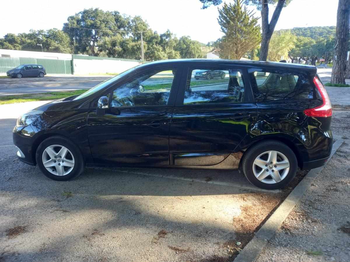 renault-scenic-1-6-dci-2013-diesel-1598cc