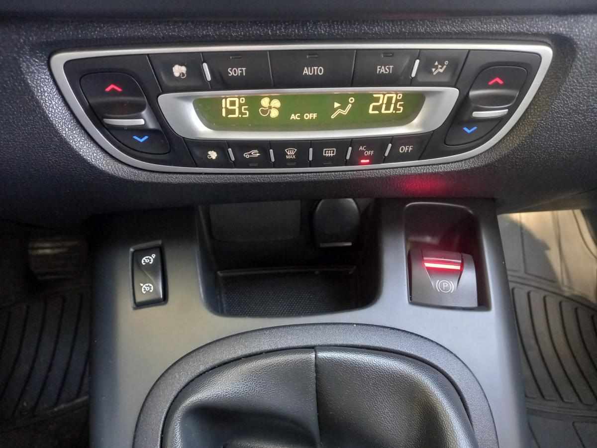 renault-scenic-1-6-dci-2013-diesel-1598cc