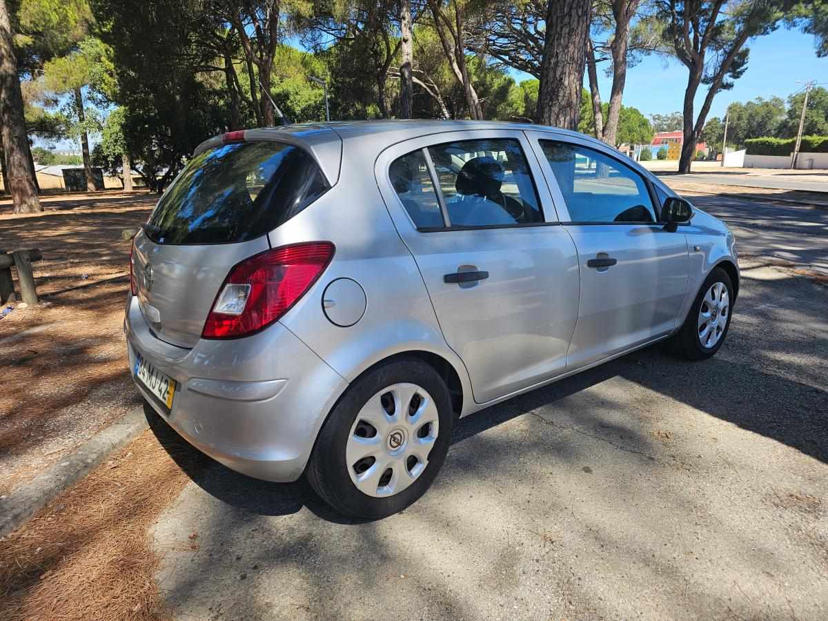 opel-corsa-1-3-cdti-2011-diesel-1248cc