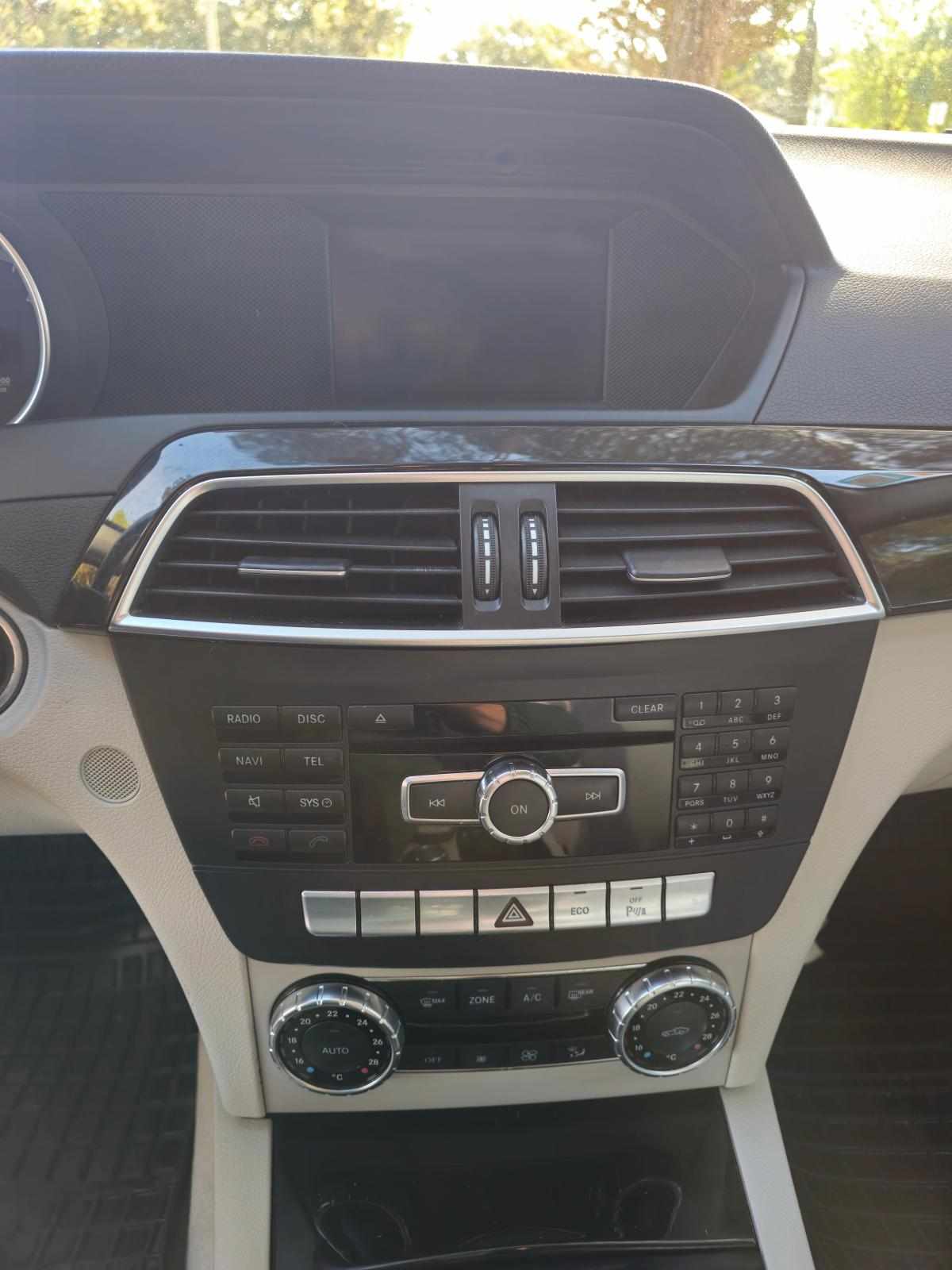 mercedes-benz-classe-c-c-200-cdi-blueefficiency-2012-diesel-2143cc
