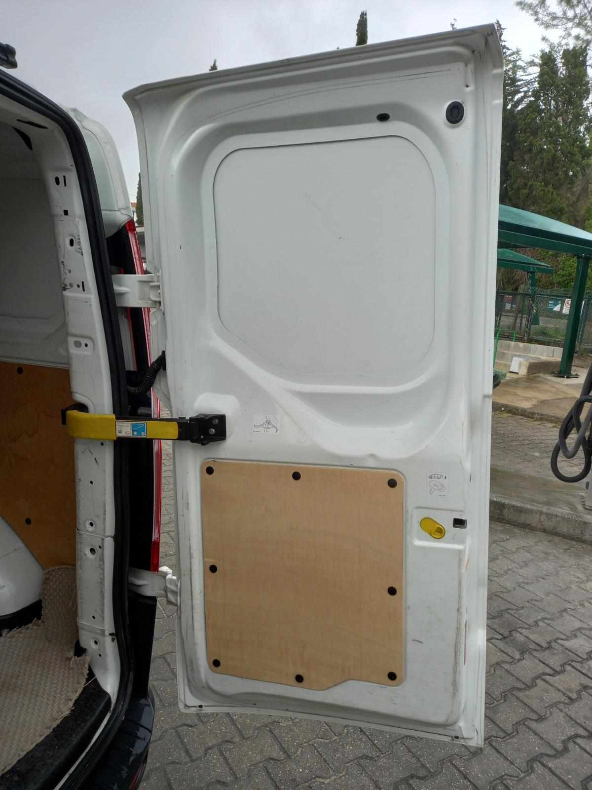 ford-transit-2-0-tdci-2017-diesel-1995cc