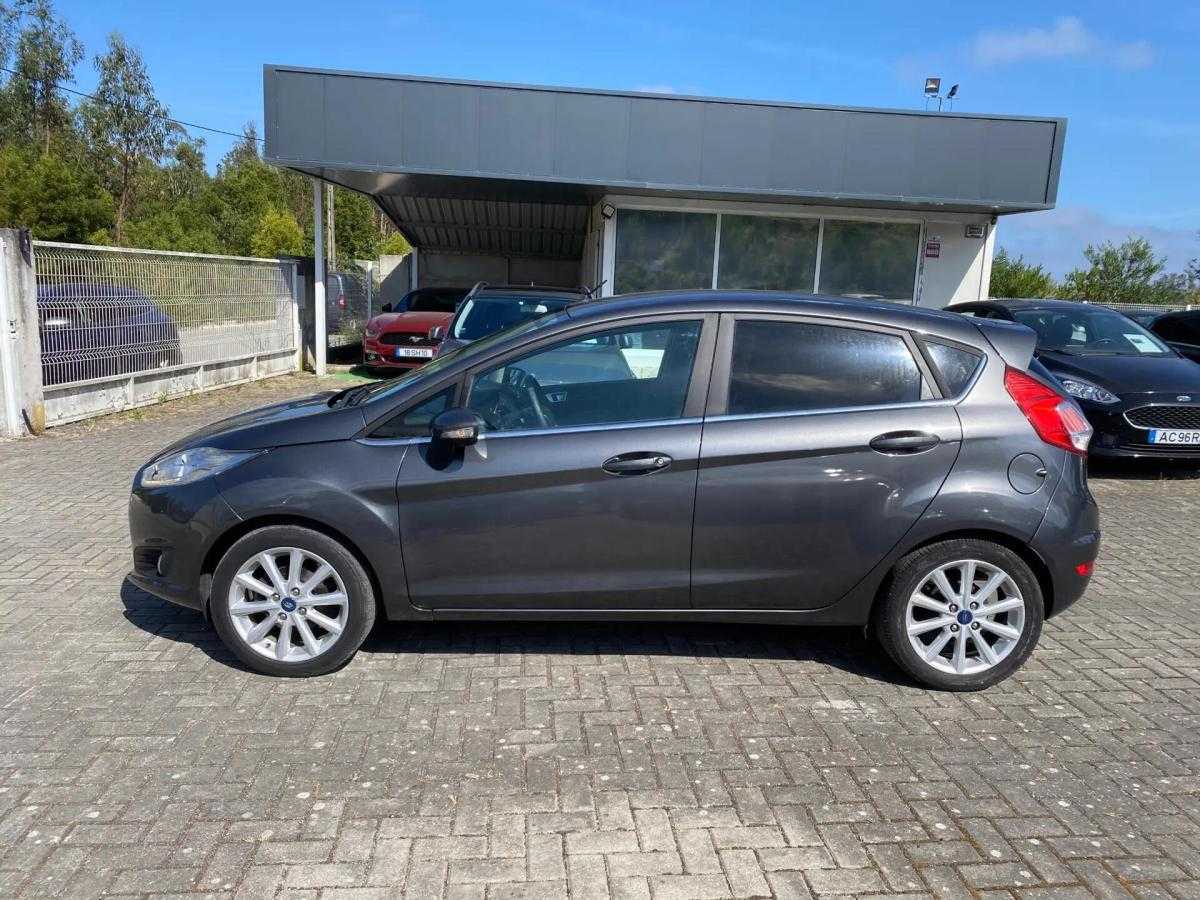 ford-fiesta-2017-gasolina-998cc