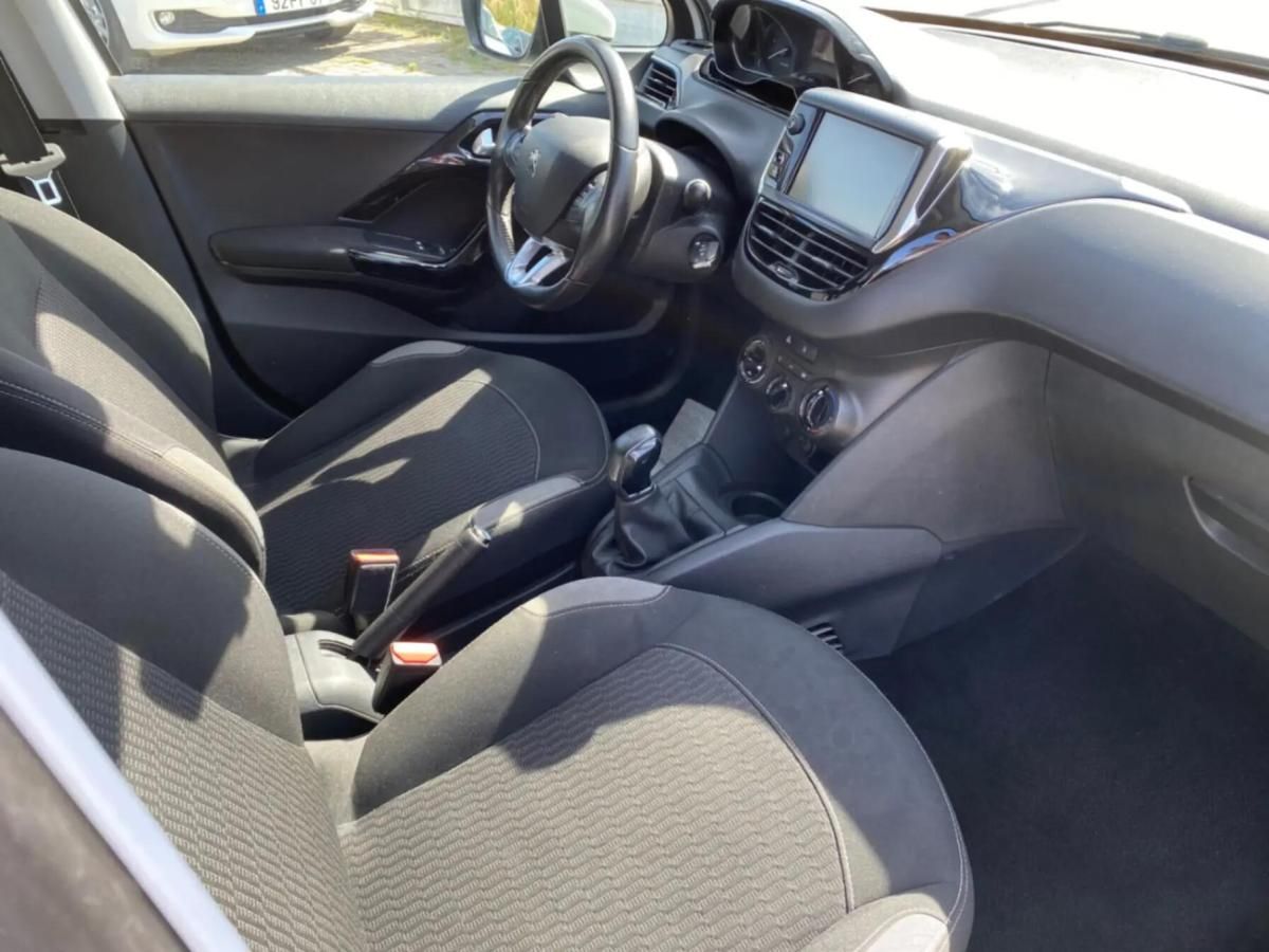 peugeot-208-2016-diesel-1560cc