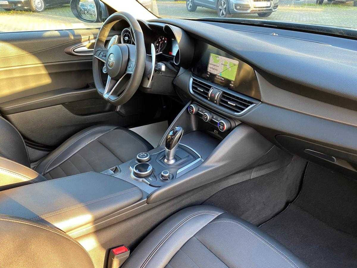 alfa-romeo-giulia-2019-diesel-2143cc