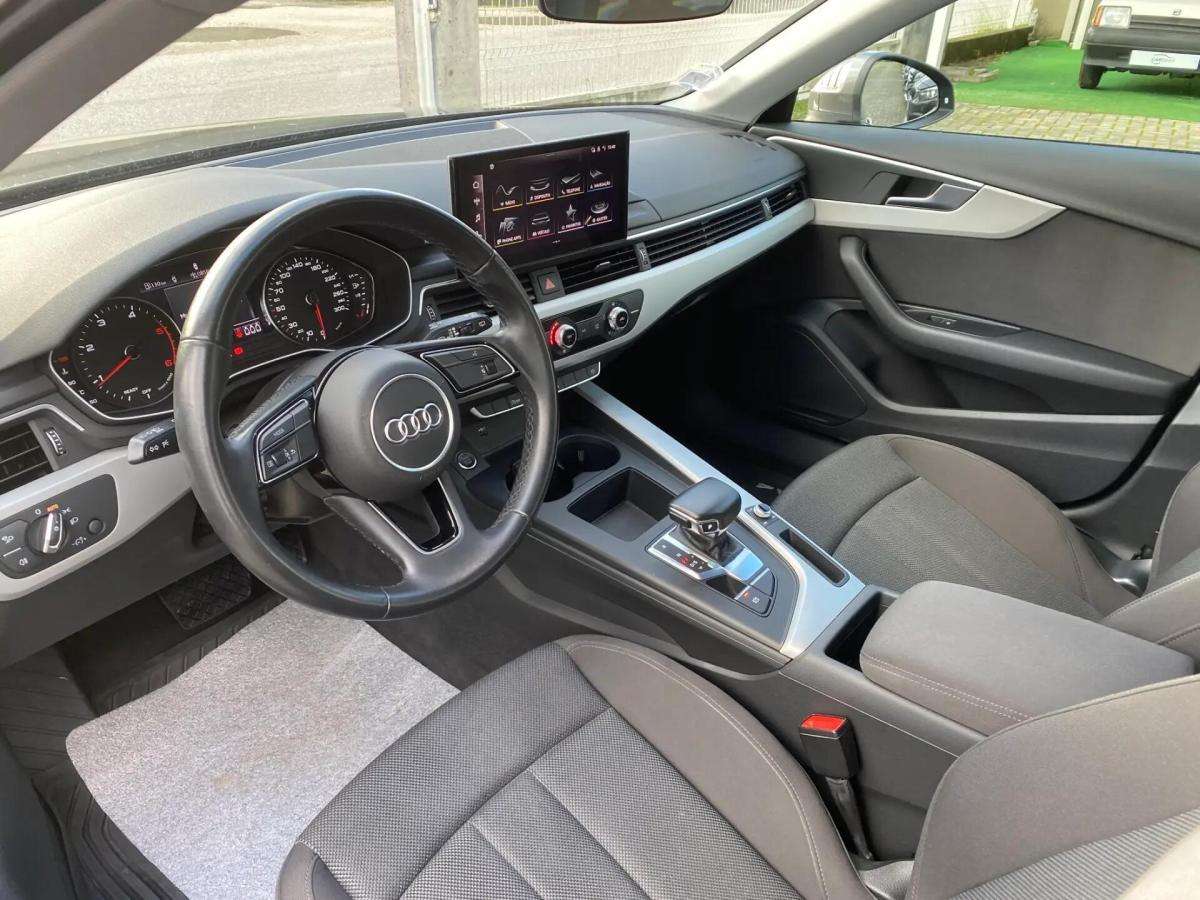 audi-a4-avant-2022-diesel-1968cc