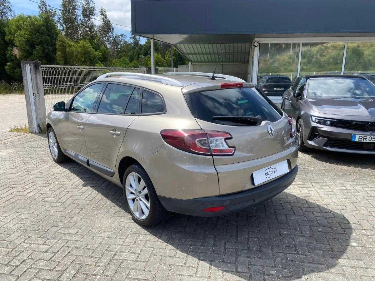 renault-megane-sport-tourer-2010-diesel-1461cc