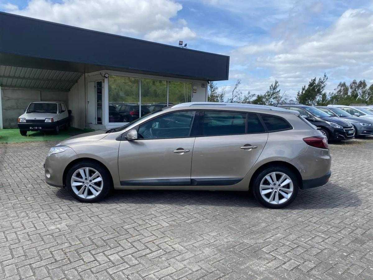 renault-megane-sport-tourer-2010-diesel-1461cc