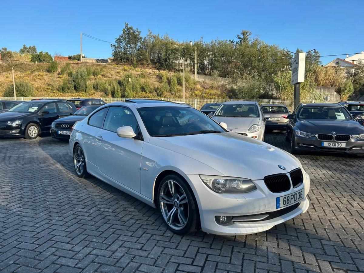 bmw-serie-3-320d-coupe-2011-diesel-1995cc