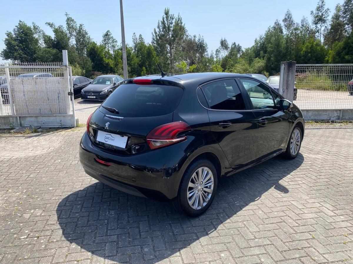 peugeot-208-2017-diesel-1560cc