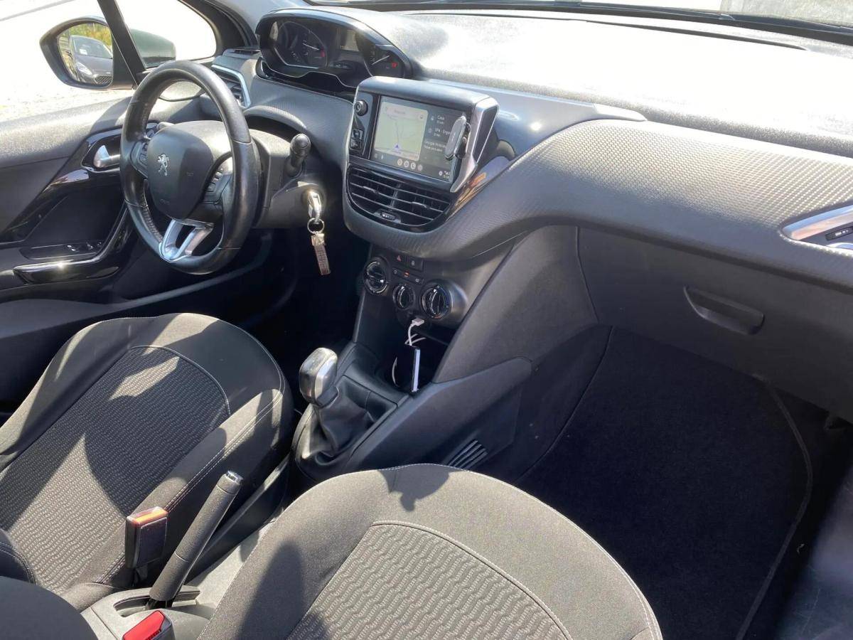 peugeot-208-2017-diesel-1560cc