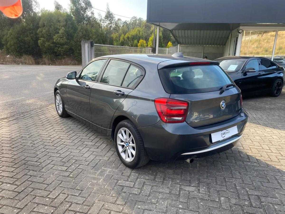 bmw-serie-1-118-2011-diesel-1995cc