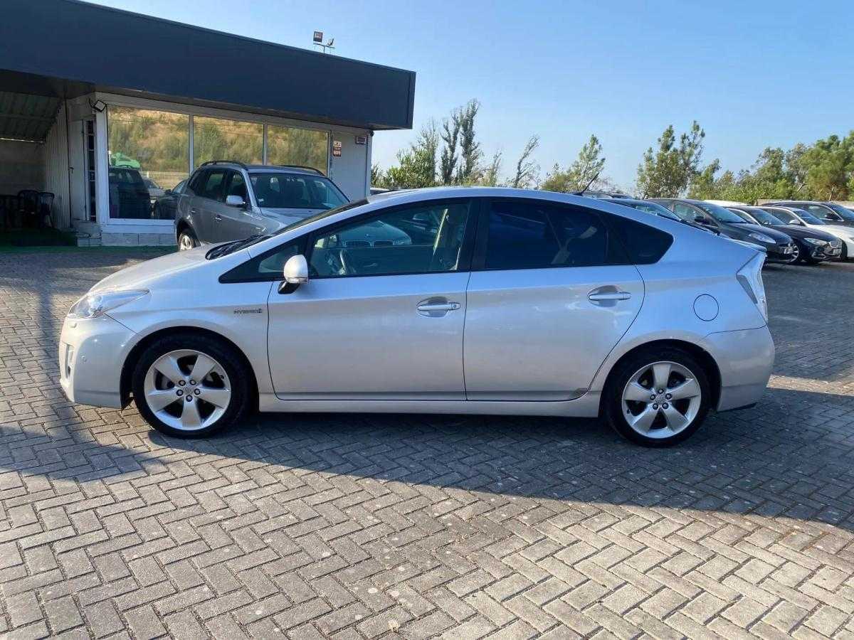 toyota-prius-2010-hibrido-a-gasolina-1798cc