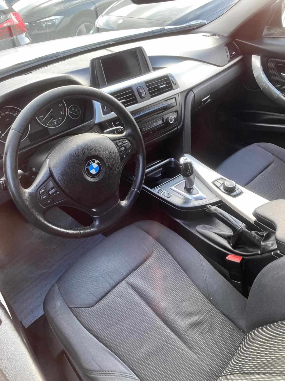 bmw-serie-3-318d-touring-2014-diesel-1995cc