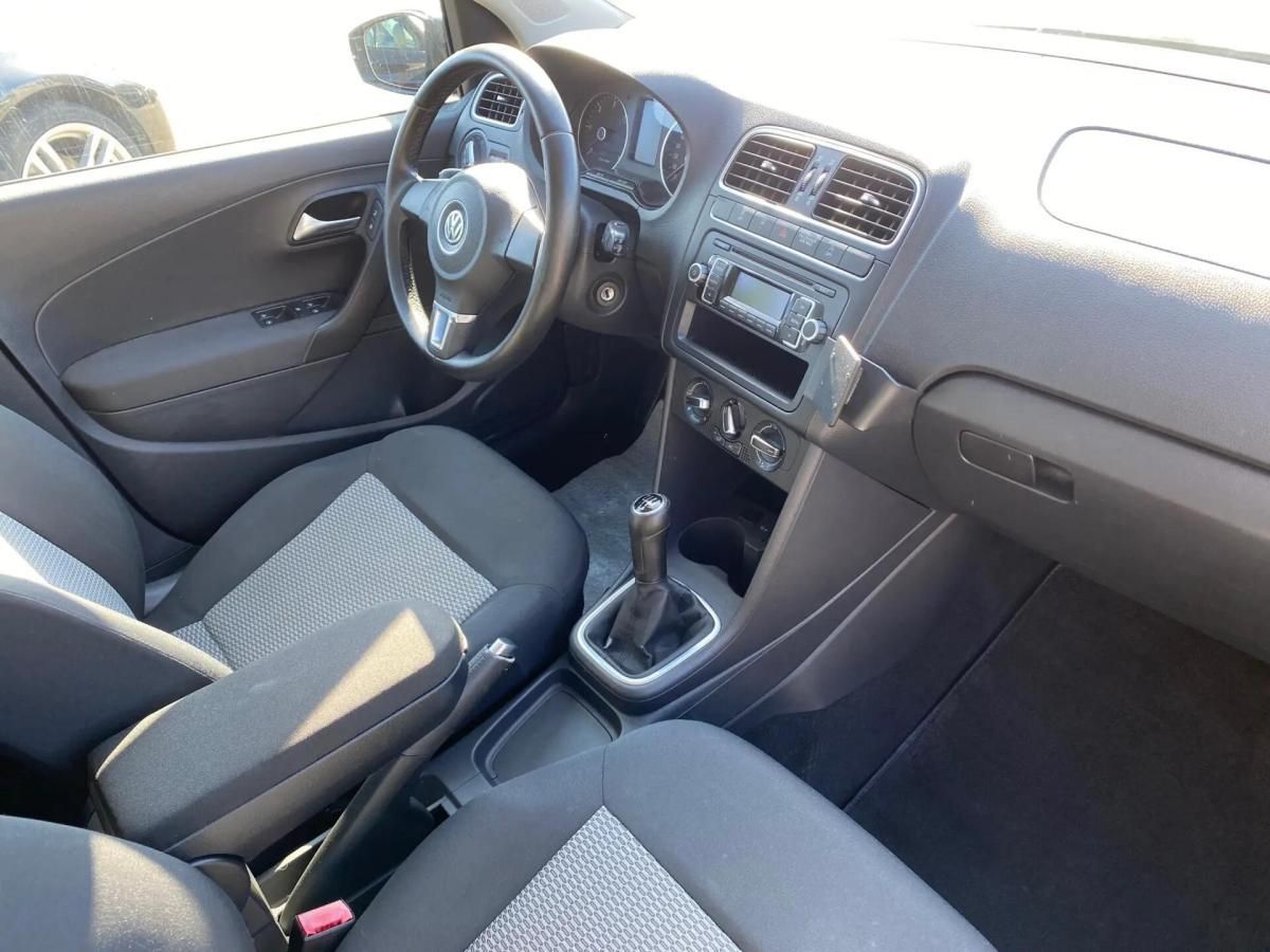 volkswagen-polo-2010-diesel-1199cc