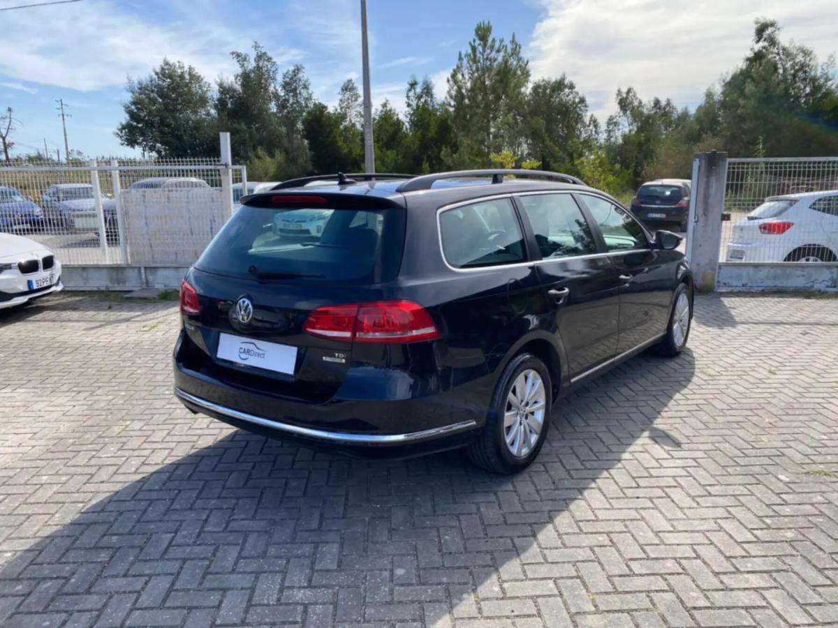 volkswagen-passat-variant-2011-diesel-1598cc