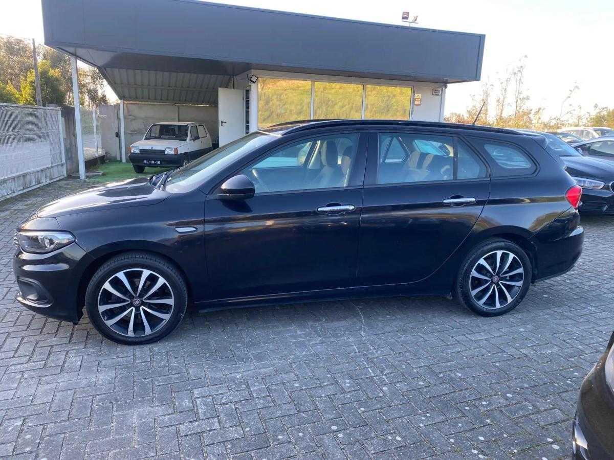 fiat-tipo-station-wagon-2017-diesel-1248cc