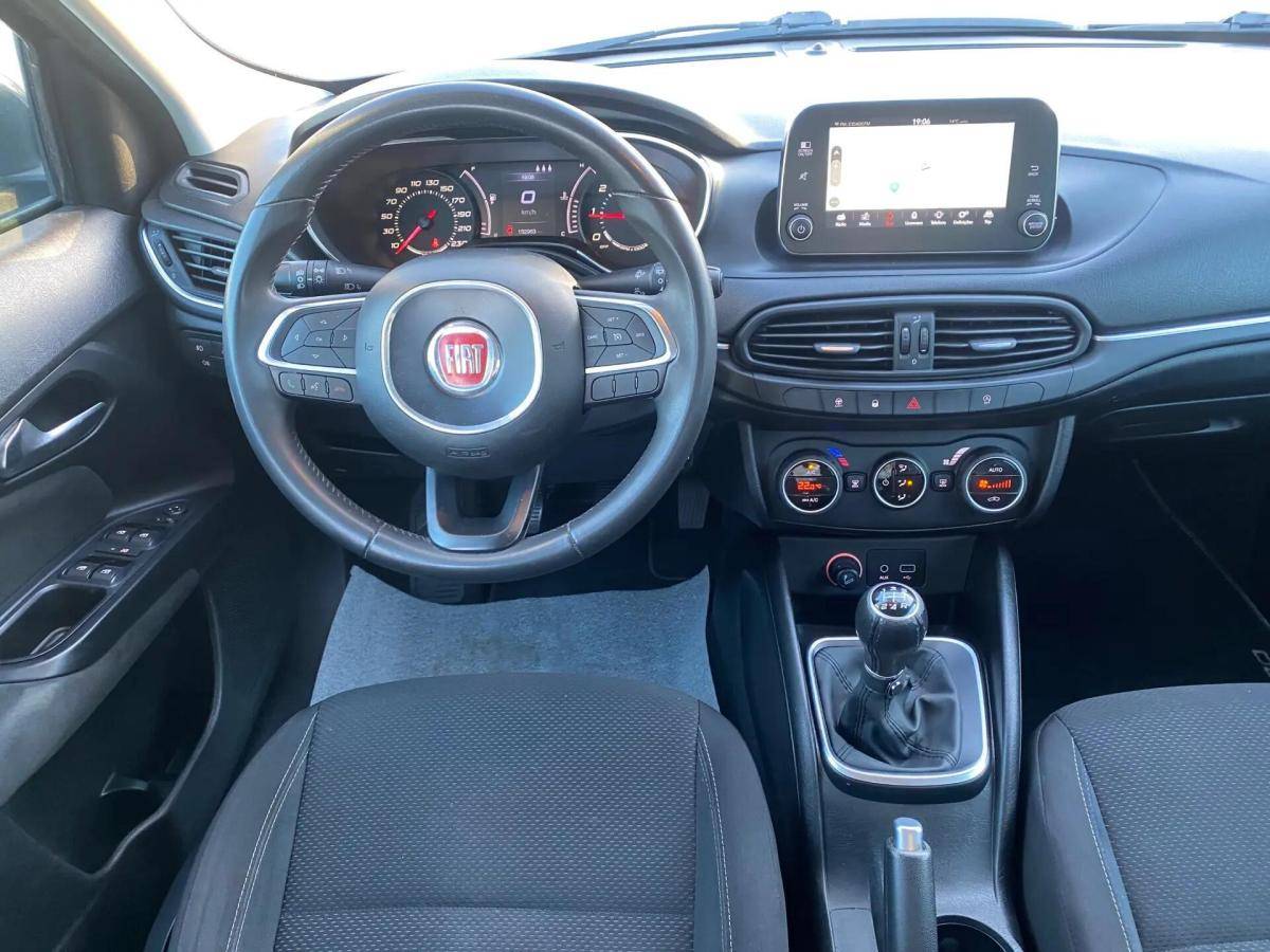 fiat-tipo-station-wagon-2017-diesel-1248cc