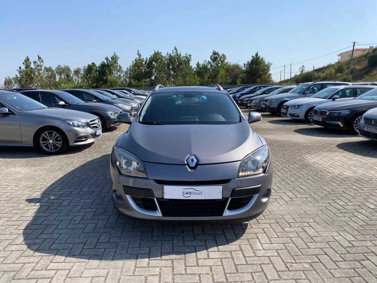 renault-megane-sport-tourer-2010-diesel-1461cc