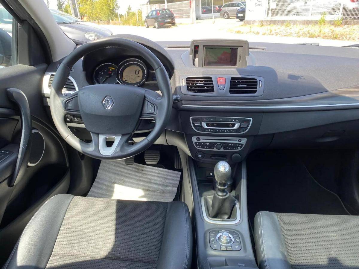 renault-megane-sport-tourer-2010-diesel-1461cc
