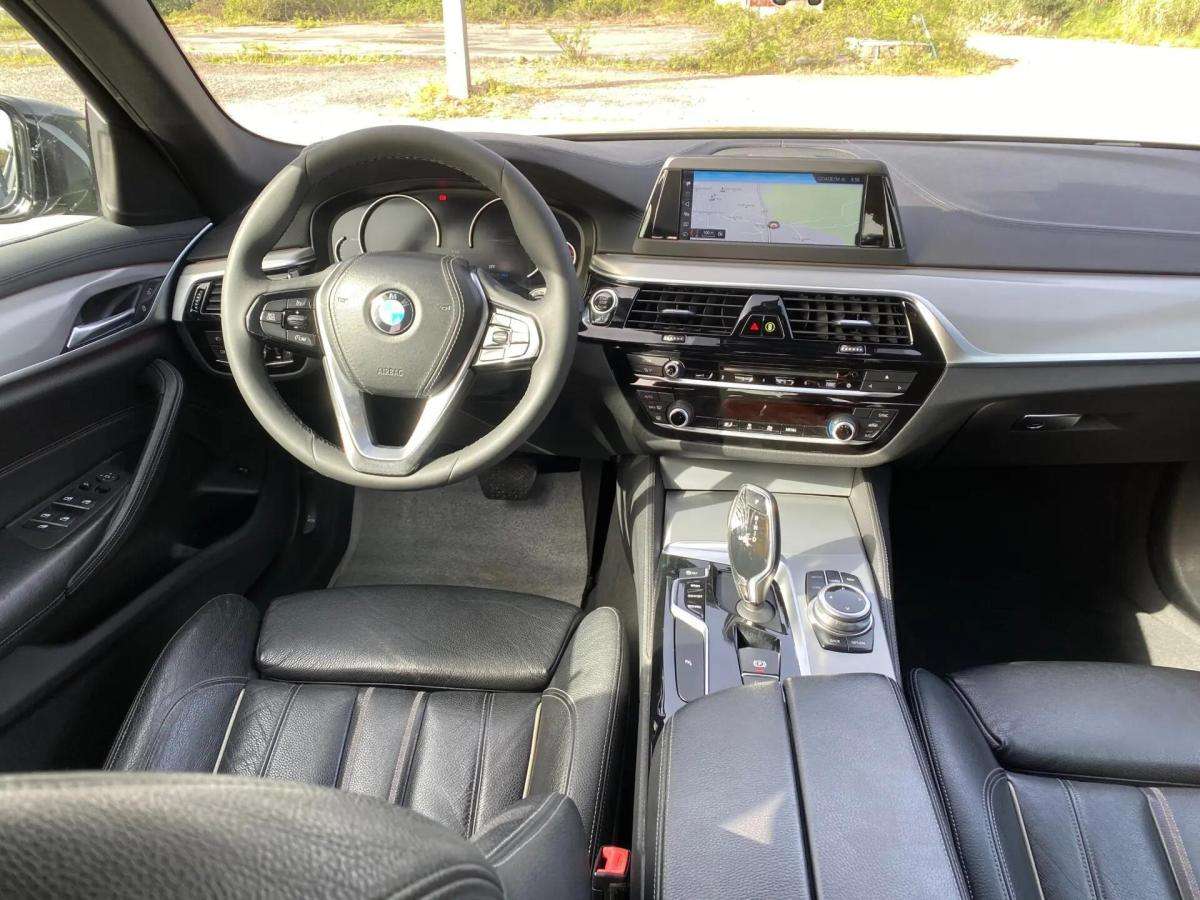bmw-serie-5-520d-sedan-2017-diesel-1995cc
