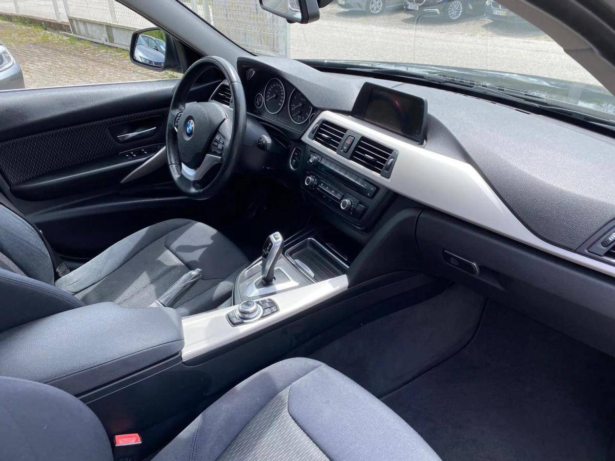 bmw-serie-3-318-d-touring-2014-diesel-1995cc