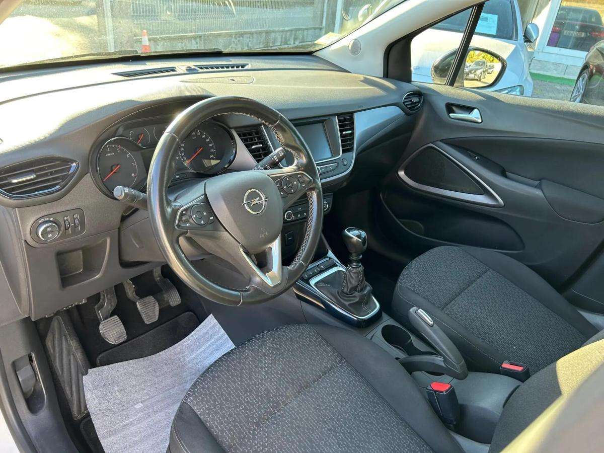 opel-crossland-2022-gasolina-1199cc