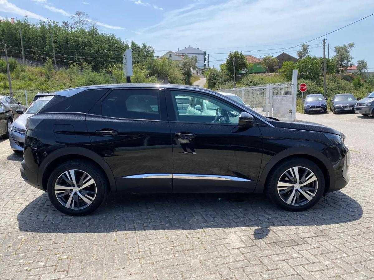 peugeot-3008-2022-diesel-1499cc