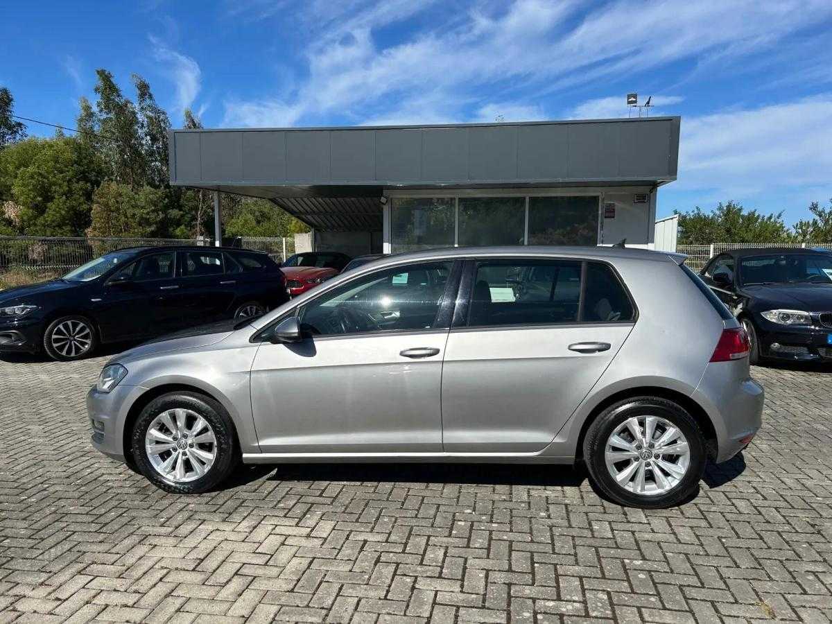 volkswagen-golf-2015-diesel-1598cc
