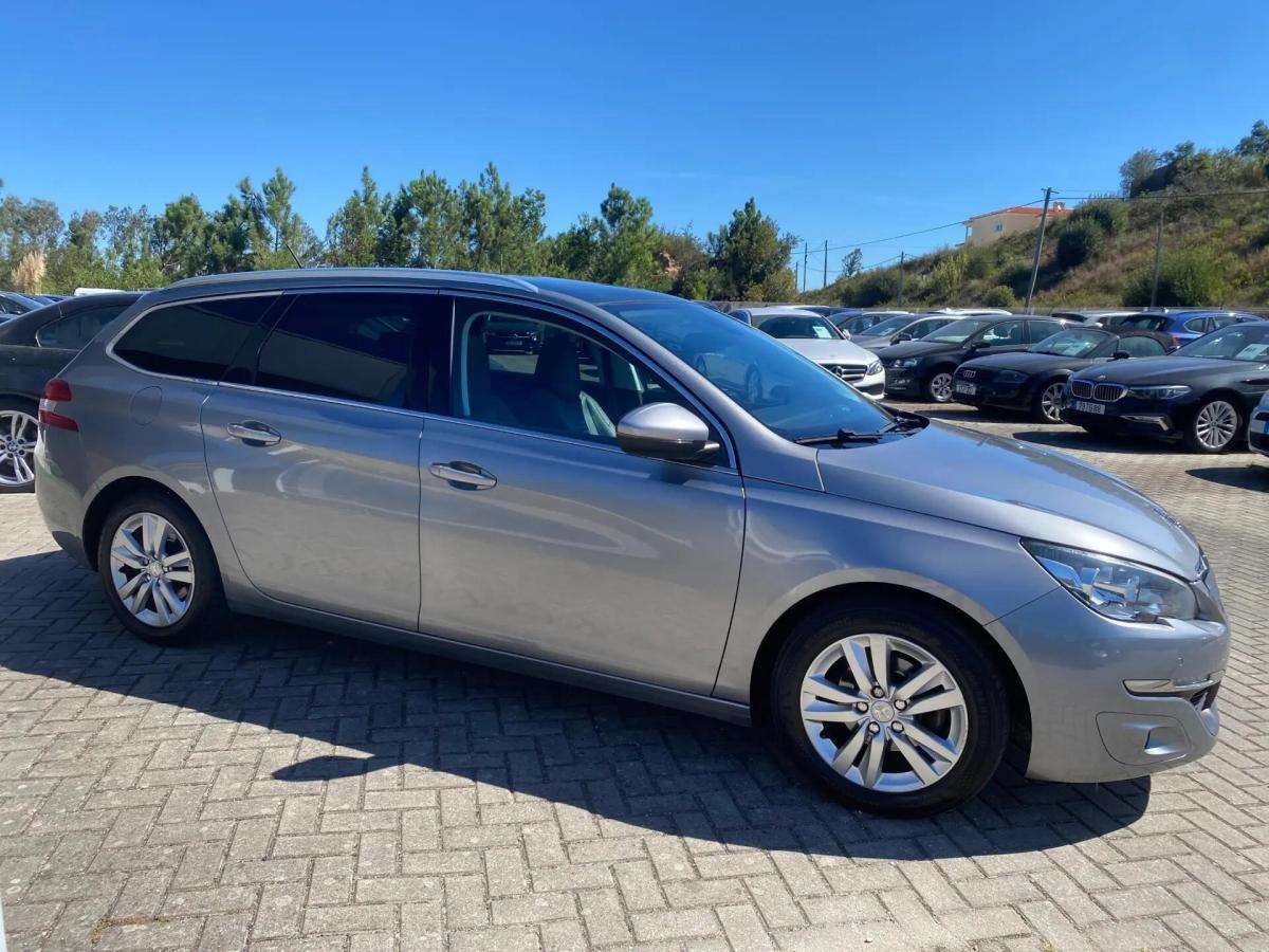 peugeot-308-sw-2015-diesel-1560cc