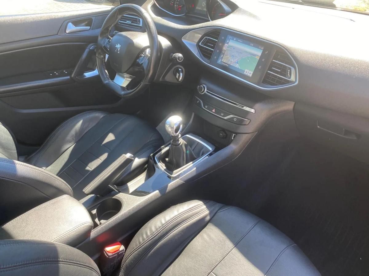 peugeot-308-sw-2015-diesel-1560cc