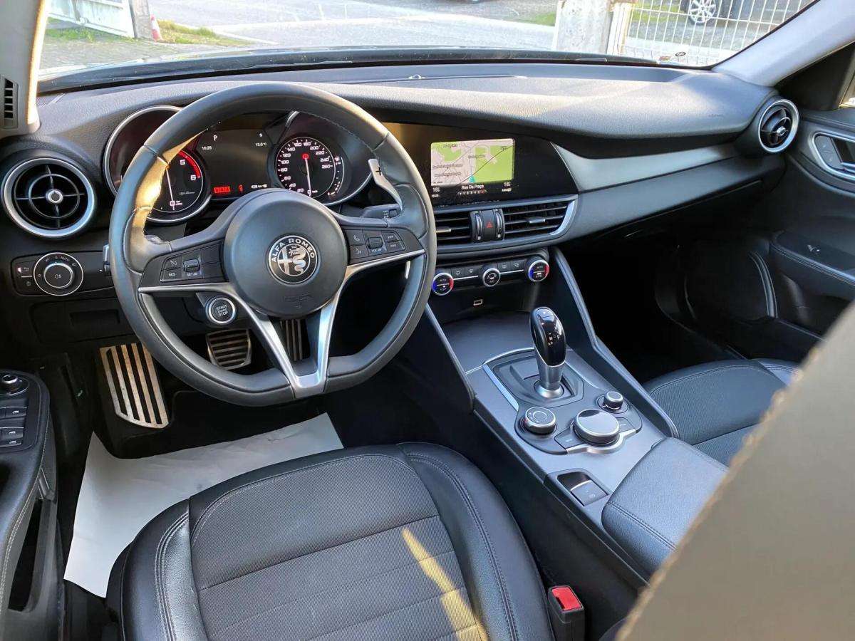 alfa-romeo-giulia-2019-diesel-2143cc