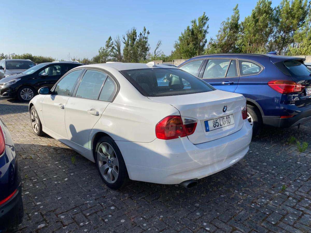 bmw-serie-3-318d-2007-diesel-1995cc