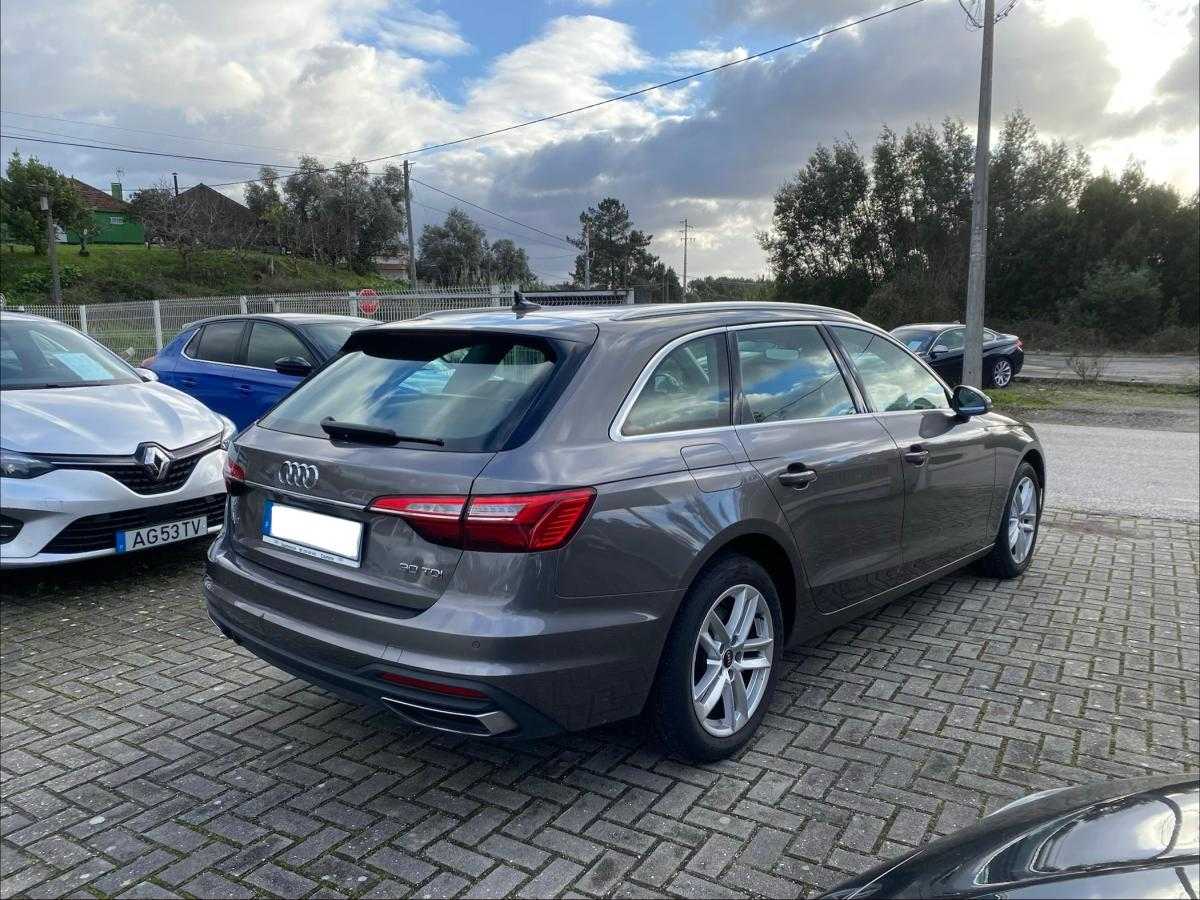 audi-a4-avant-2022-diesel-1968cc