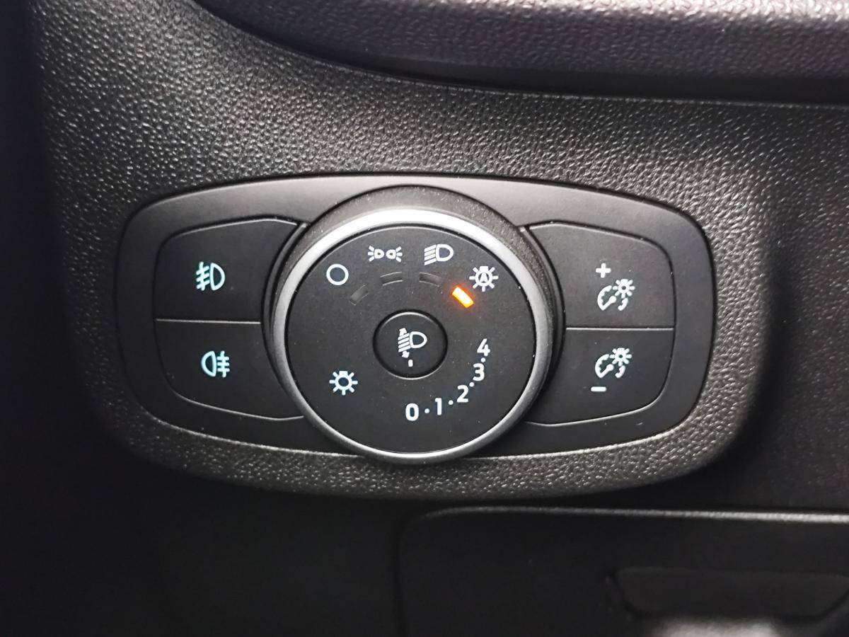 ford-fiesta-2018-gasolina-998cc