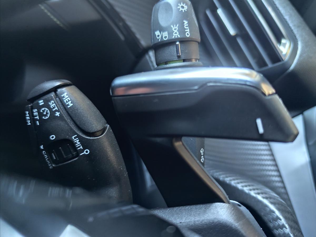 peugeot-2008-2020-diesel-1499cc
