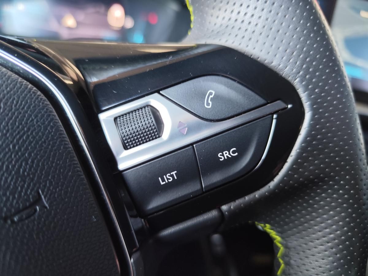 peugeot-2008-2020-diesel-1499cc