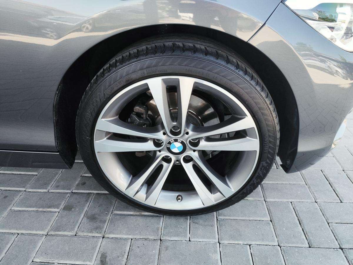 bmw-serie-1-2018-diesel-1995cc