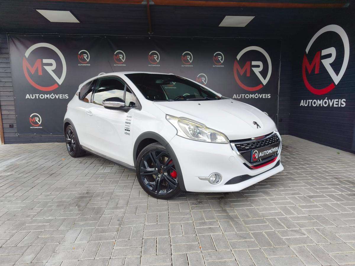 peugeot-208-2014-gasolina-1598cc