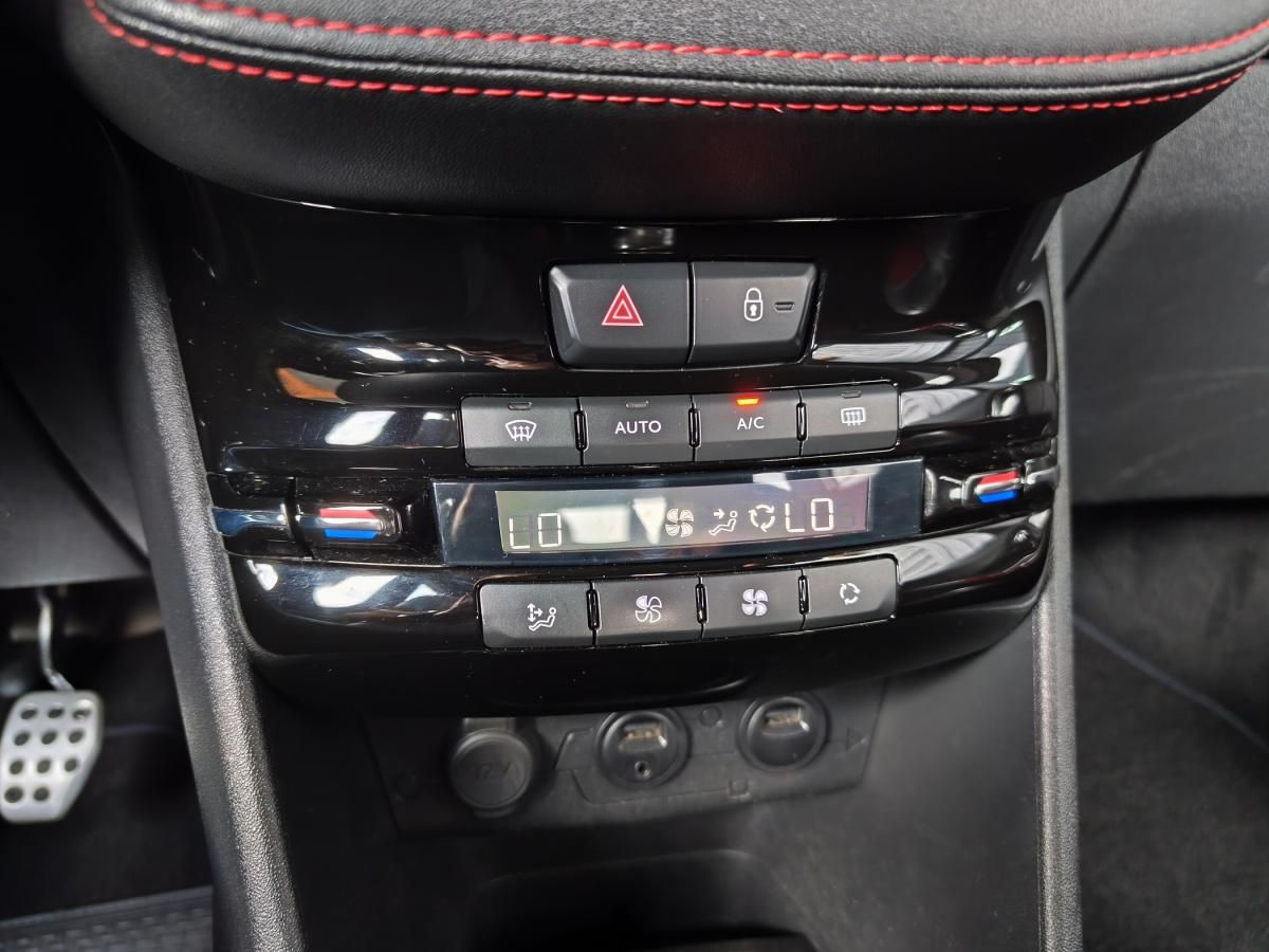 peugeot-208-2014-gasolina-1598cc