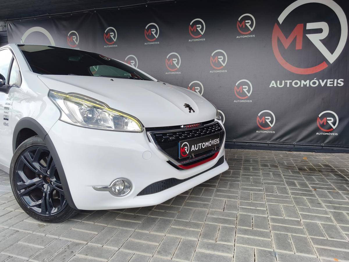 peugeot-208-2014-gasolina-1598cc