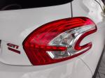 peugeot-208-2014-gasolina-1598cc