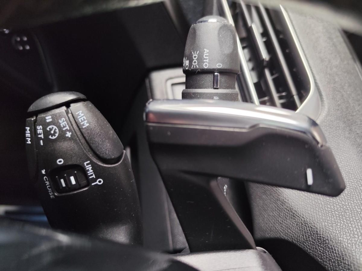 peugeot-3008-2016-diesel-1560cc