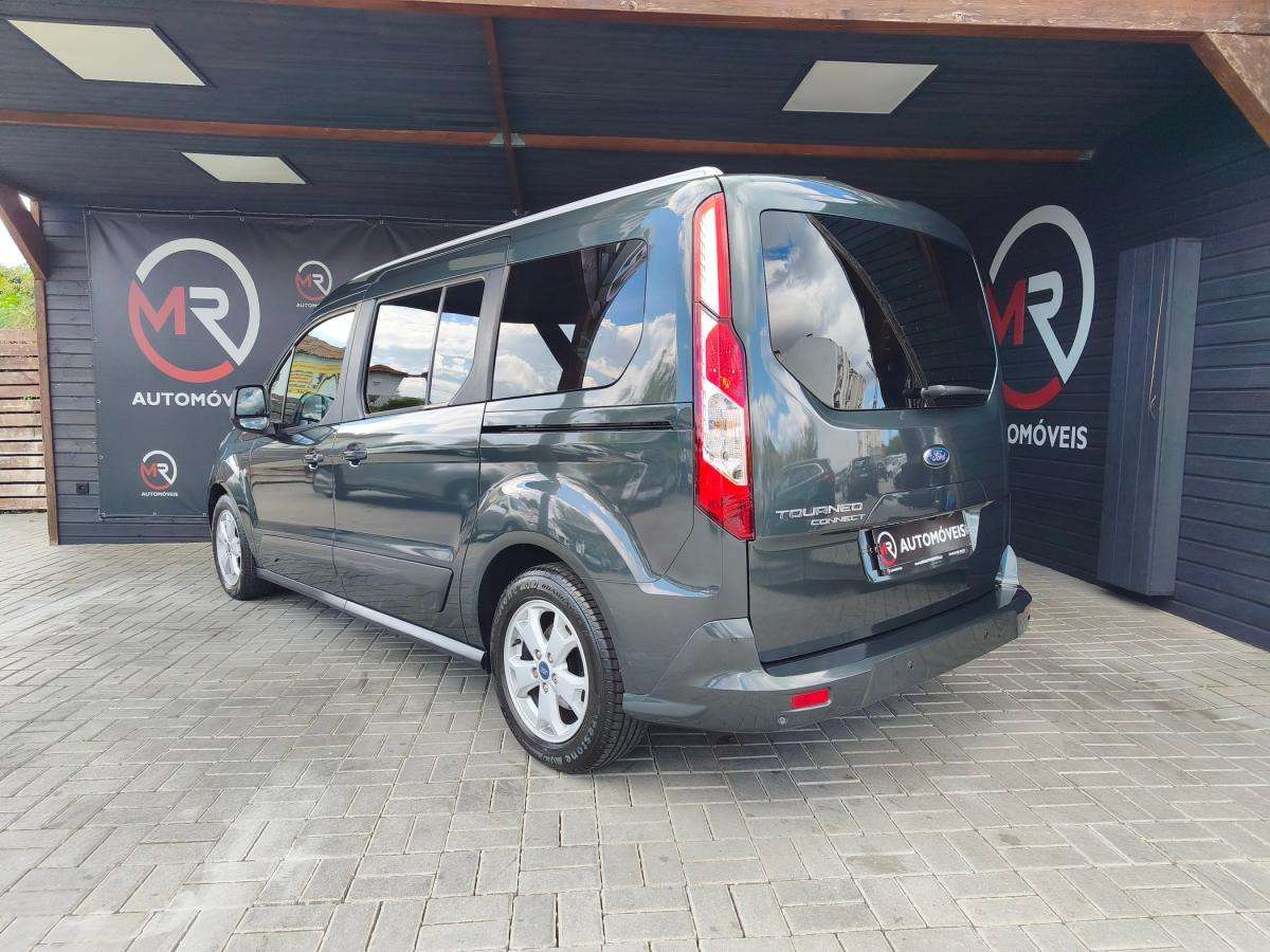 ford-tourneo-connect-2018-diesel-1499cc