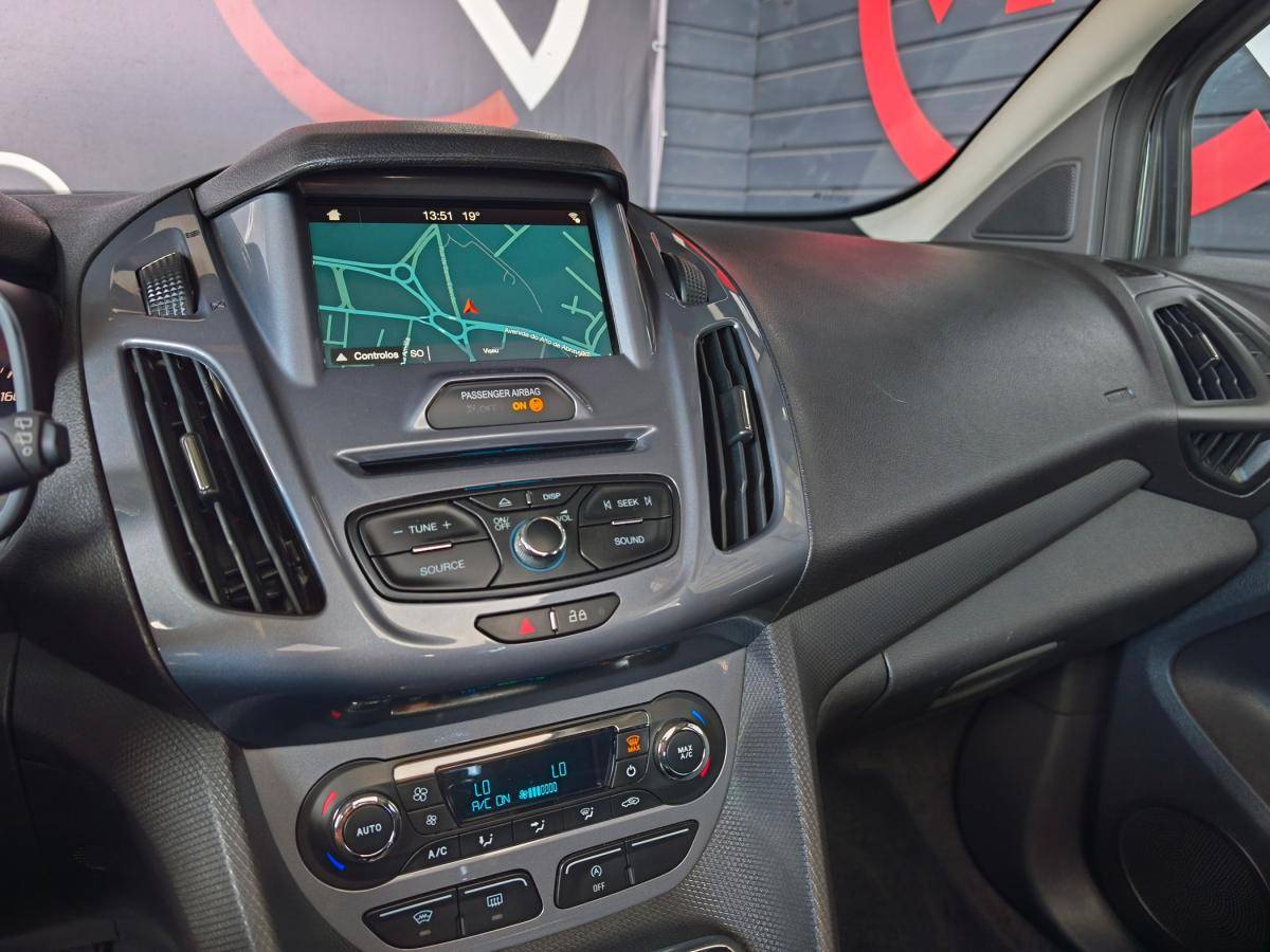 ford-tourneo-connect-2018-diesel-1499cc