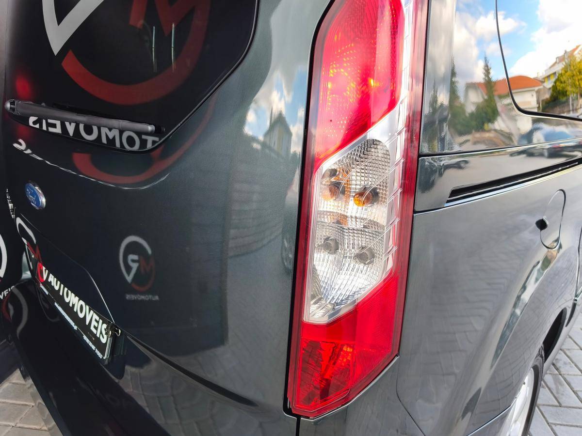 ford-tourneo-connect-2018-diesel-1499cc